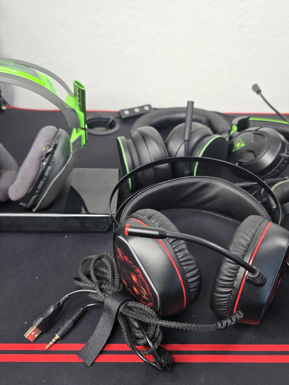 Gaming Headset Lot Parts Repair Astro Turtle Beach HyperX Lot